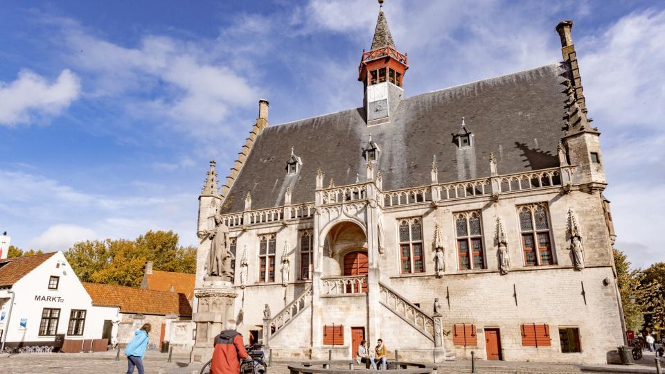 stadhuis Damme